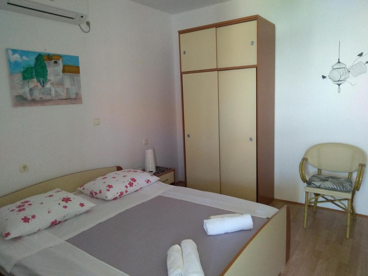 Apartments Kampor Damira Rab Town Ngoại thất bức ảnh
